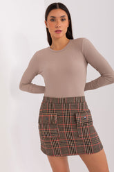 Falda corta modelo 188806 Lakerta