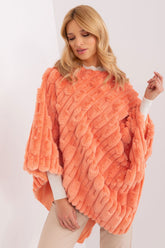 Poncho modelo 190857 AT