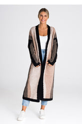 Cárdigan modelo 191008 Figl