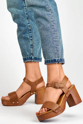 Sandalias tacón modelo 196987 PRIMO