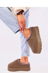 Zapatillas modelo 200757 Inello