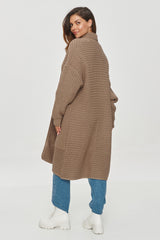 Cárdigan modelo 201794 Makadamia