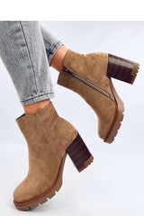 Botas tacón modelo 202142 Inello