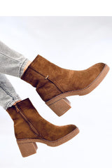 Botas tacón modelo 202336 Inello