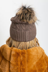 Gorro modelo 208258 AT