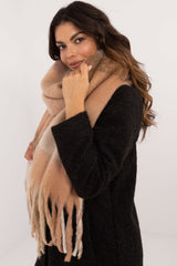 Mantón modelo 208263 AT