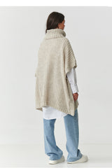 Jersey de cuello alto modelo 217656 Makadamia