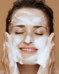 Espuma Limpiadora Facial de Rosa, 150 ml - ZYOUNAT Boutique