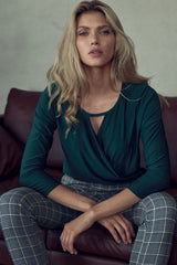 Blusa modelo 147911 Figl