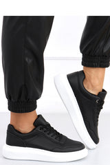 Zapatos deportivos modelo 162907 Inello