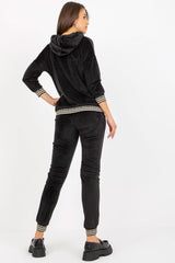 Conjunto modelo 172688 Relevance