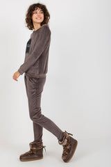 Conjunto modelo 177075 Relevance