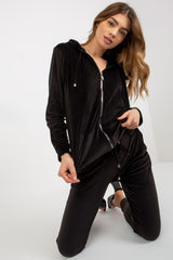 Conjunto modelo 177077 Relevance