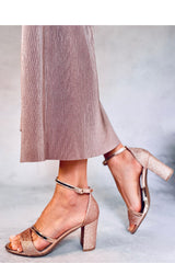 Sandalias tacón modelo 179917 Inello