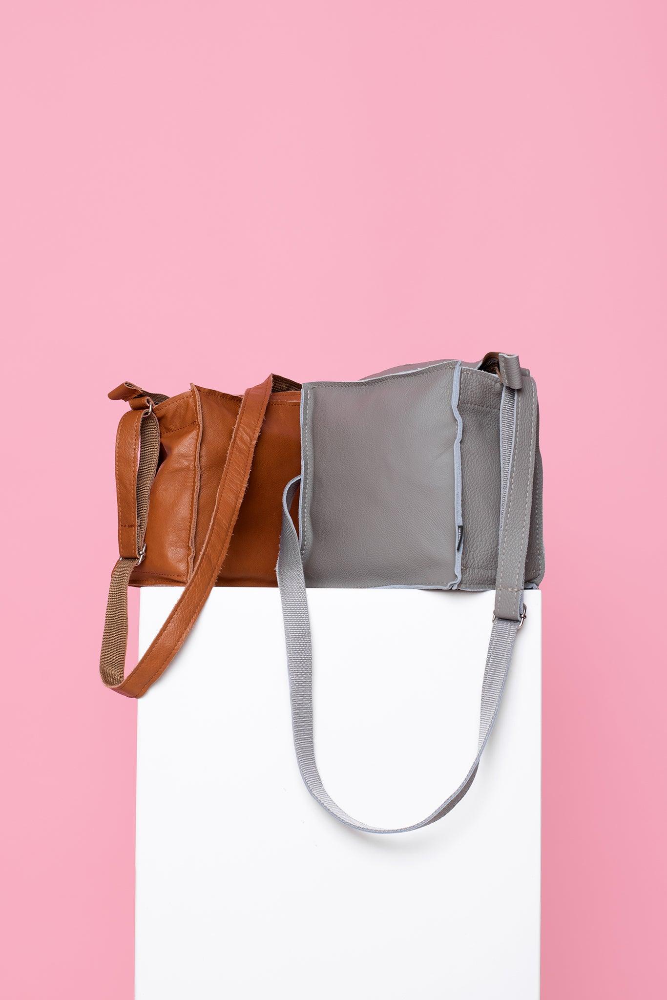Bolso de hombro Folk 1 - Gris Claro - ZYOUNAT Boutique