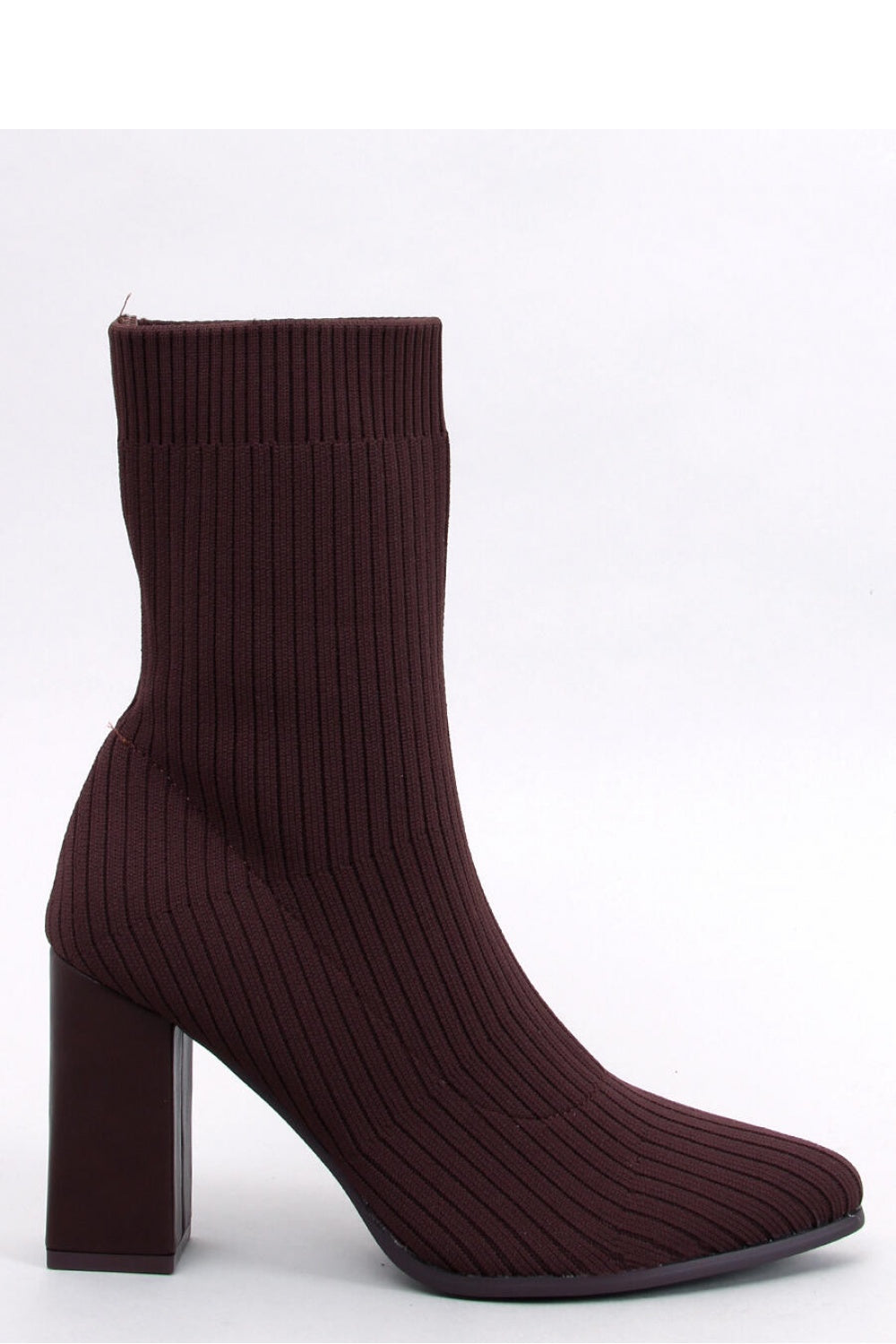 Botas tacón modelo 187367 Inello