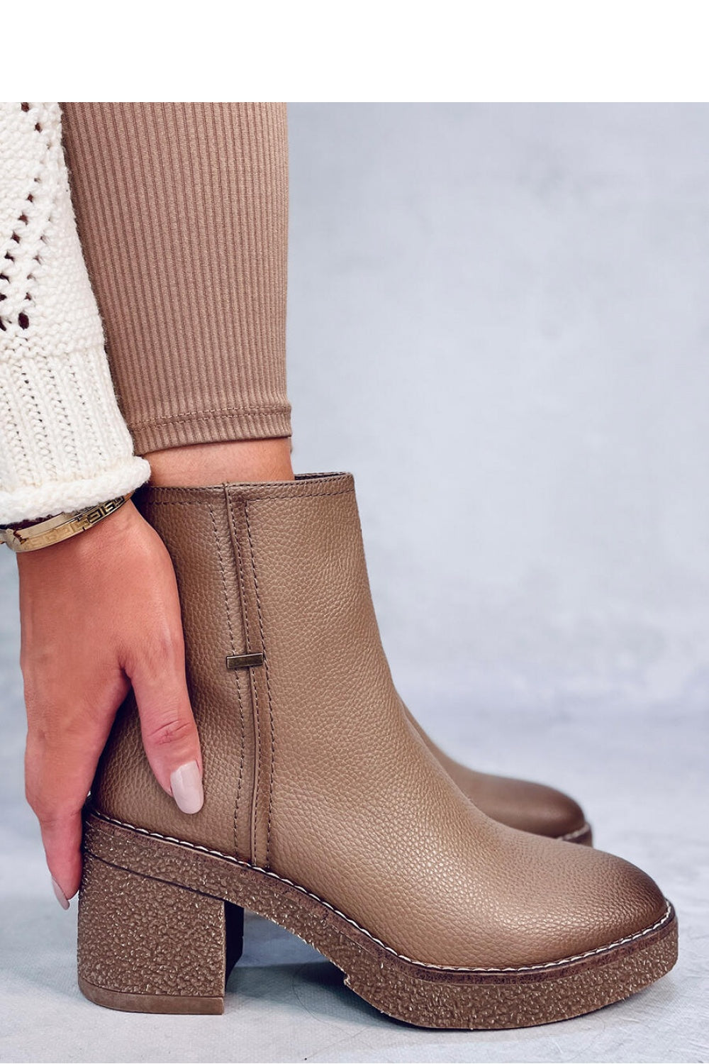 Botas tacón modelo 187385 Inello