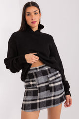 Falda corta modelo 188808 Lakerta