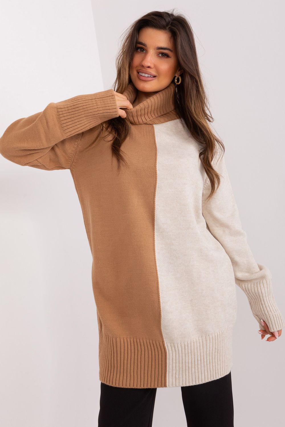 Jersey de cuello alto modelo 189328 Badu