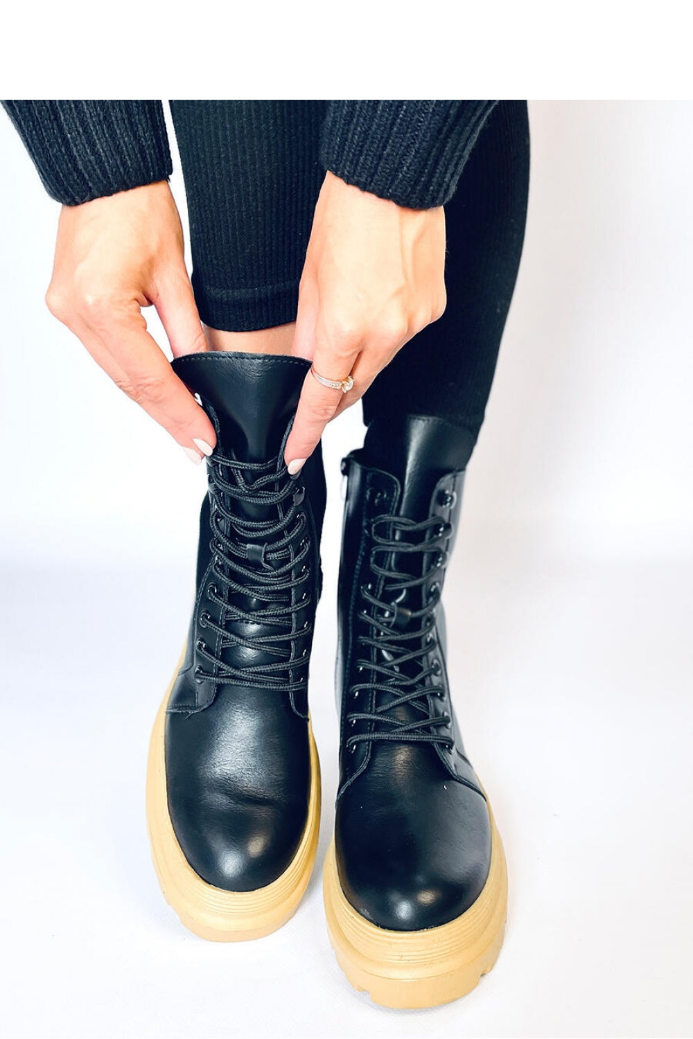 Botas modelo 189558 Inello