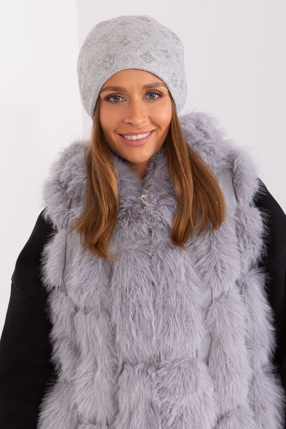 Gorro modelo 189913 AT