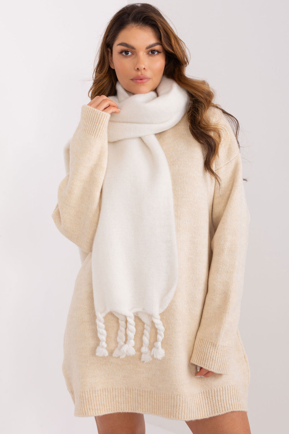 Mantón modelo 190156 AT