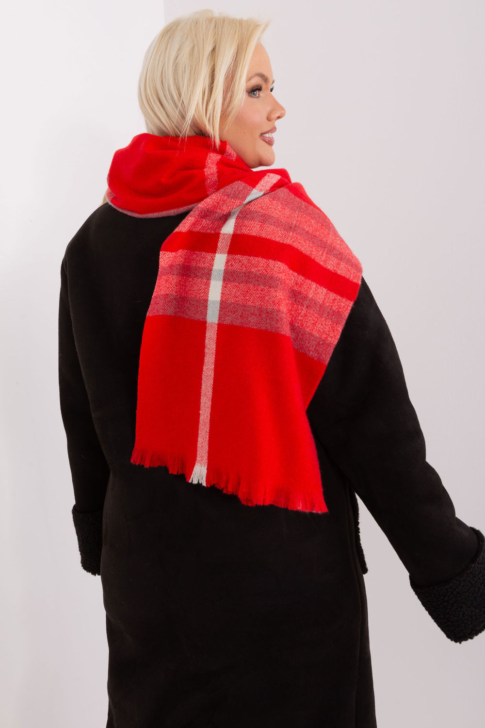 Mantón modelo 190566 AT