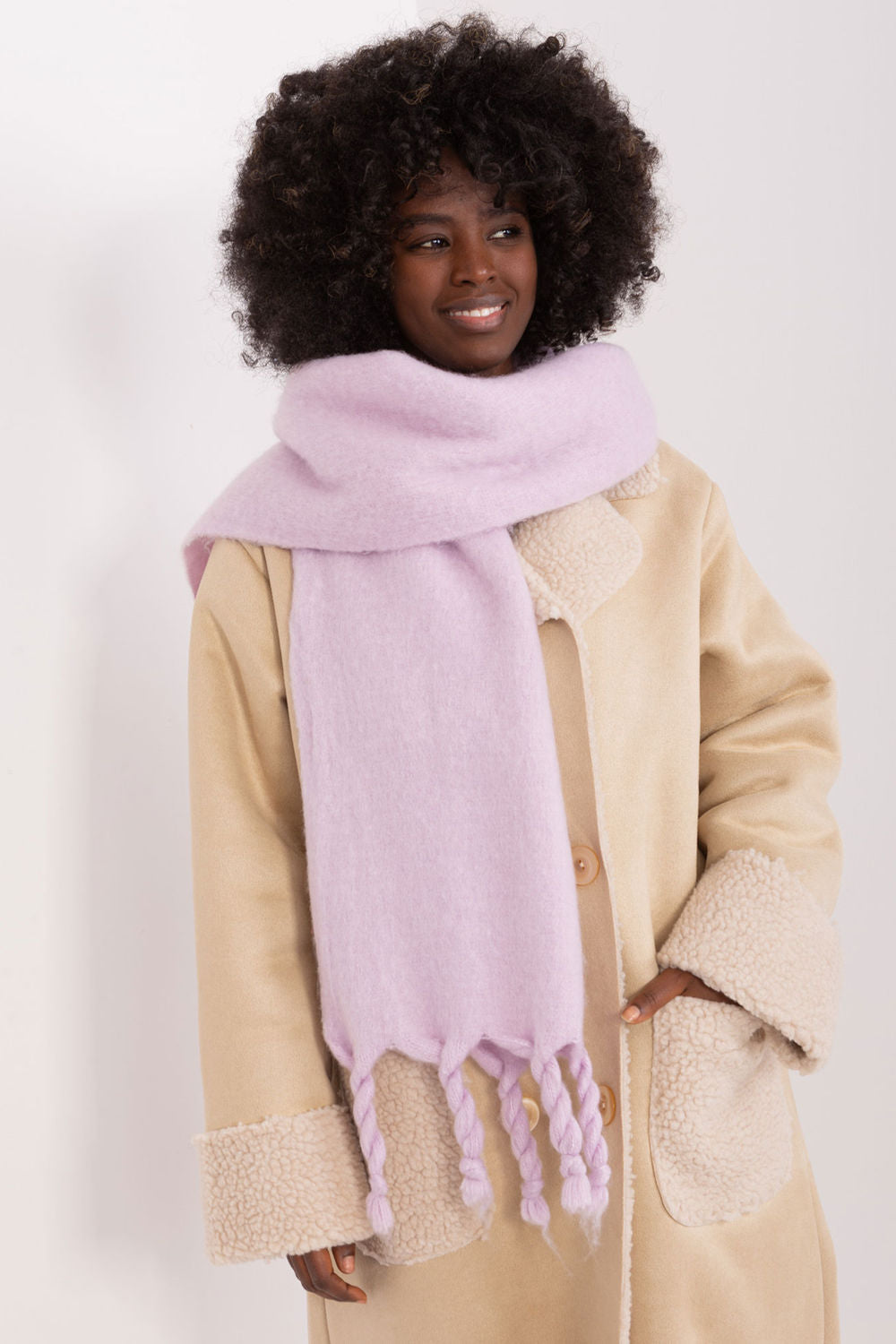 Mantón modelo 190579 AT