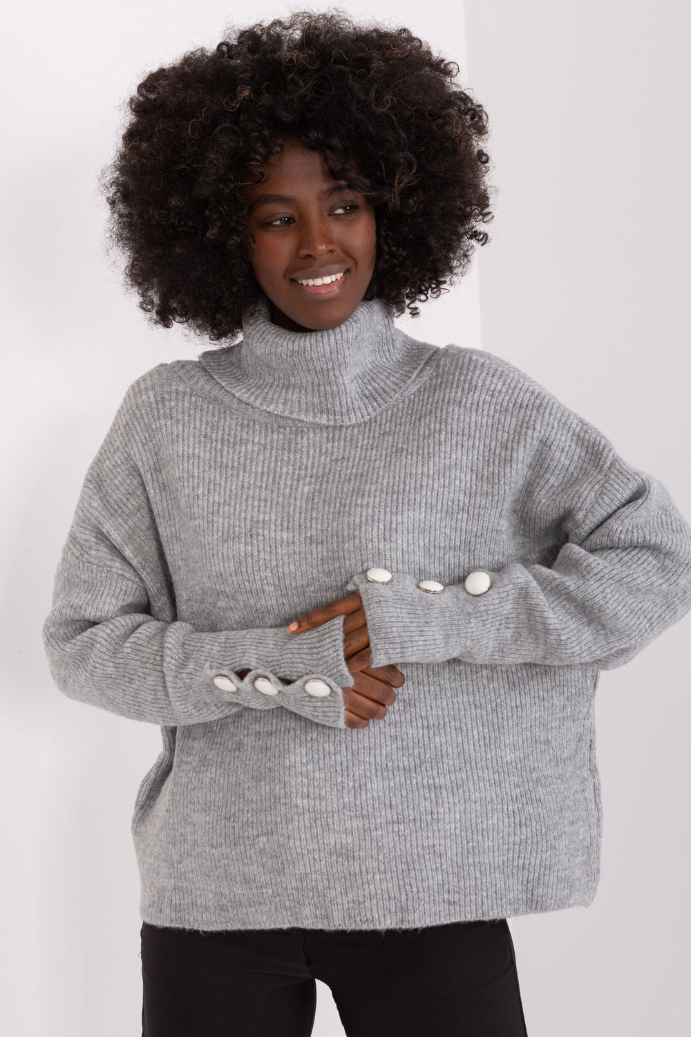 Cuello alto modelo 190749 Badu