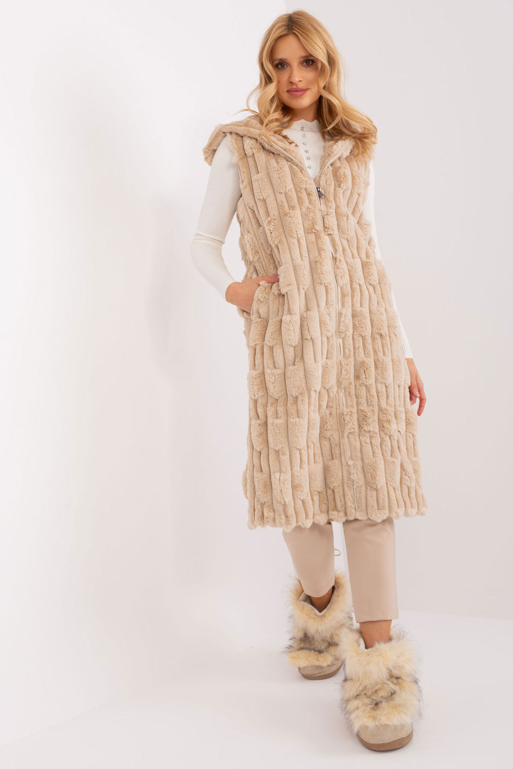 Chaleco modelo 190865 AT