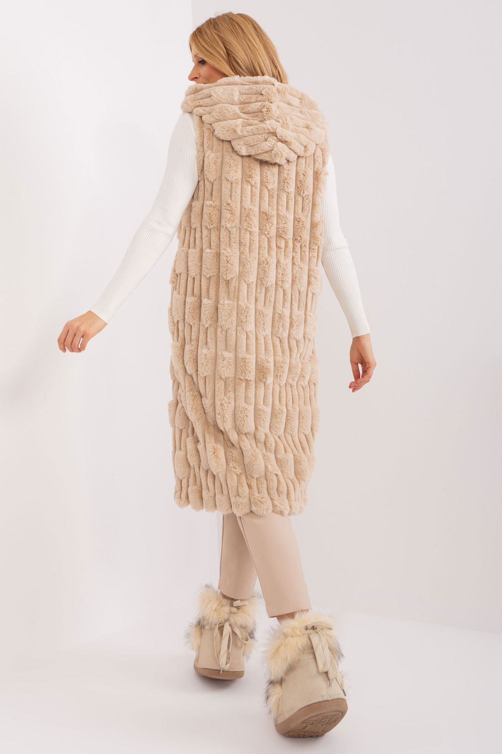 Chaleco modelo 190865 AT