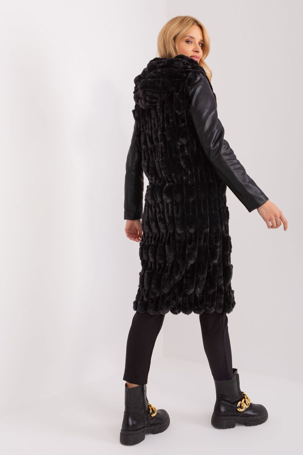 Chaleco modelo 190866 AT