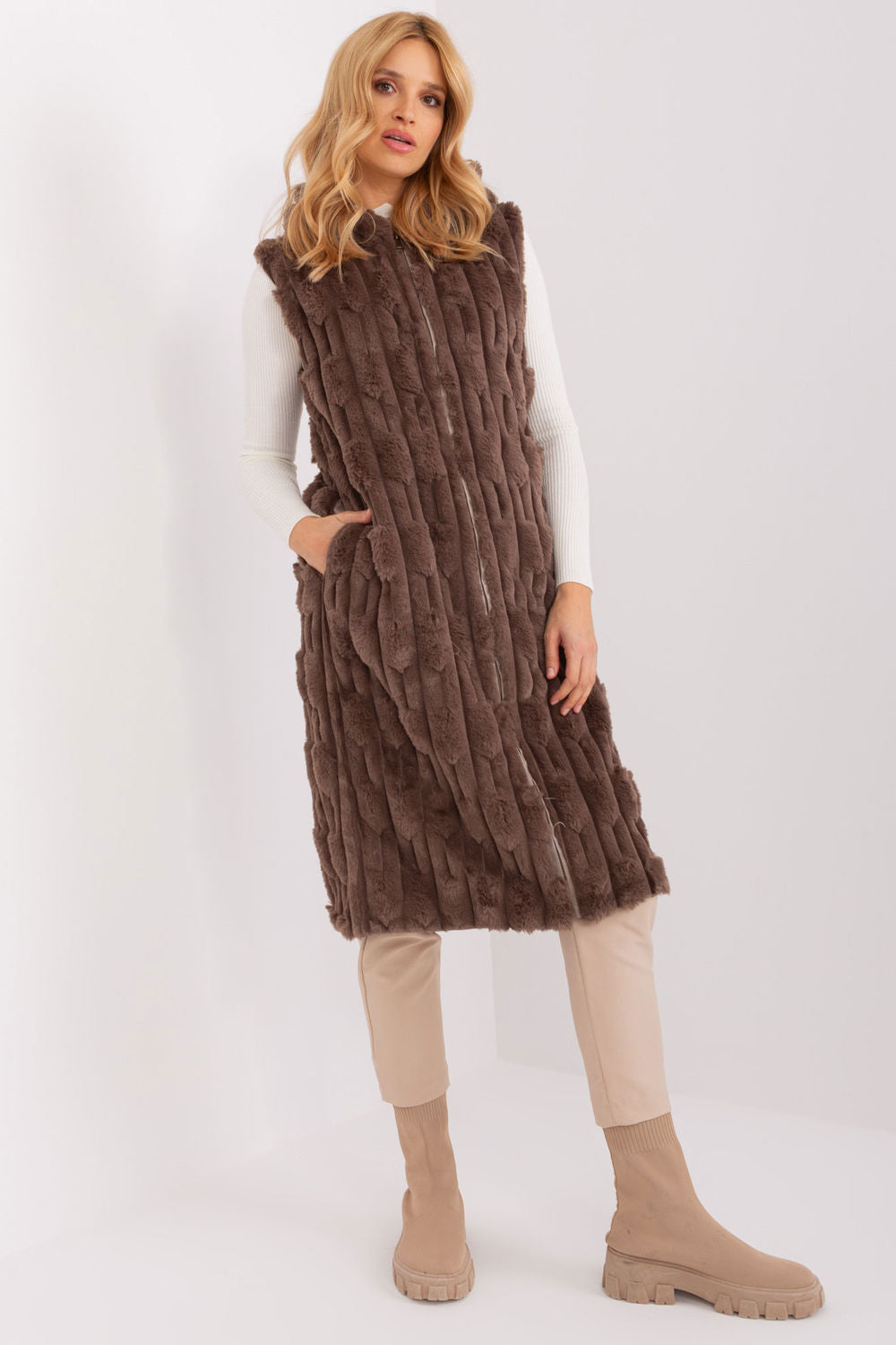 Chaleco modelo 190868 AT