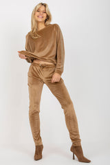 Conjunto modelo 191247 Relevance