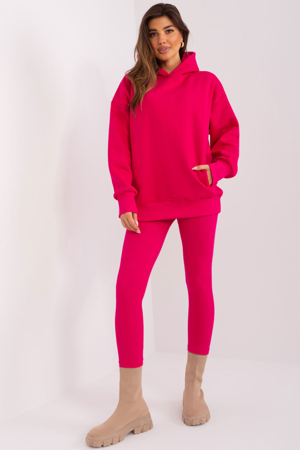 Conjunto modelo 191252 Relevance