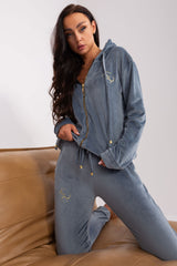Conjunto modelo 191257 Relevance