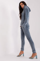 Conjunto modelo 191257 Relevance