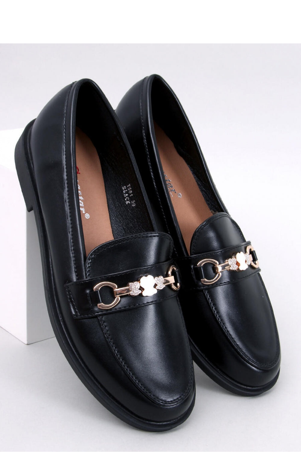 Mocasín modelo 192623 Inello