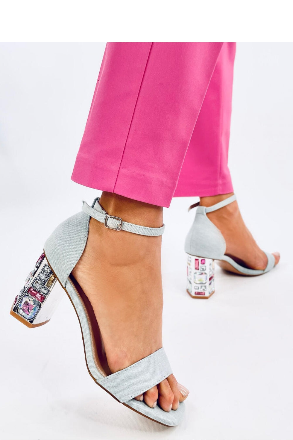 Sandalias tacón modelo 192797 Inello