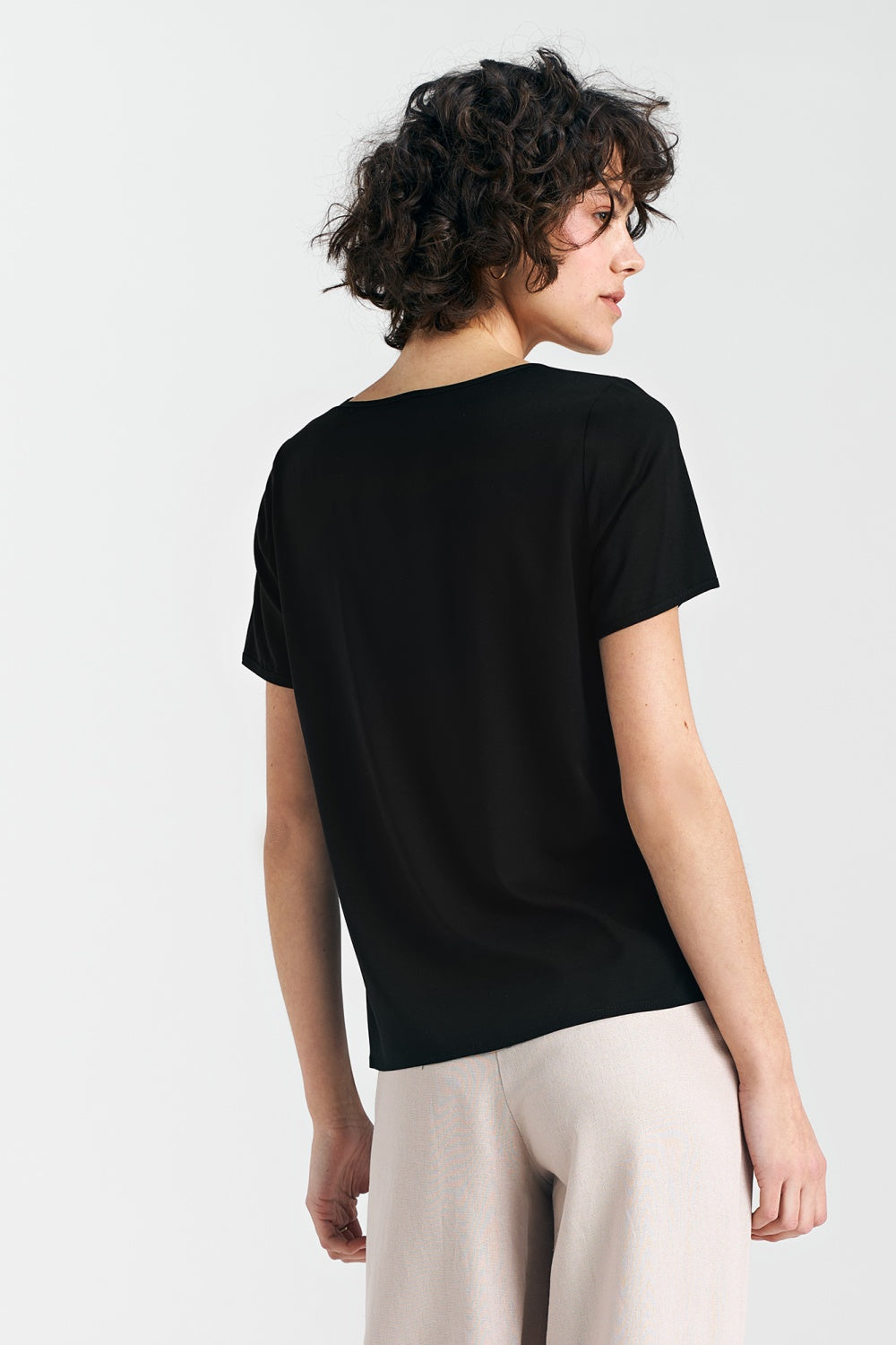Blusa modelo 193807 Nife