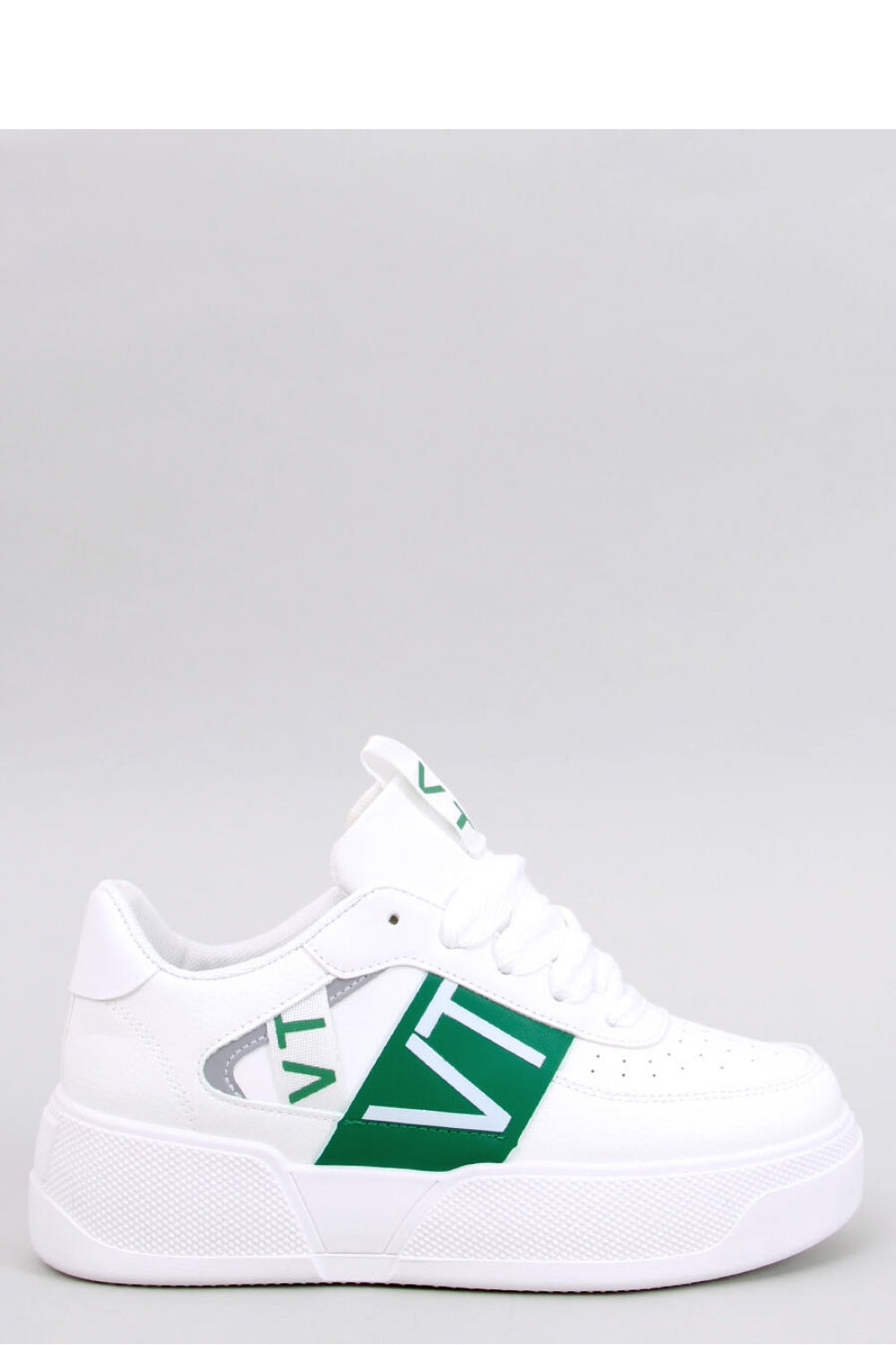 Zapatos deportivos modelo 194047 Inello