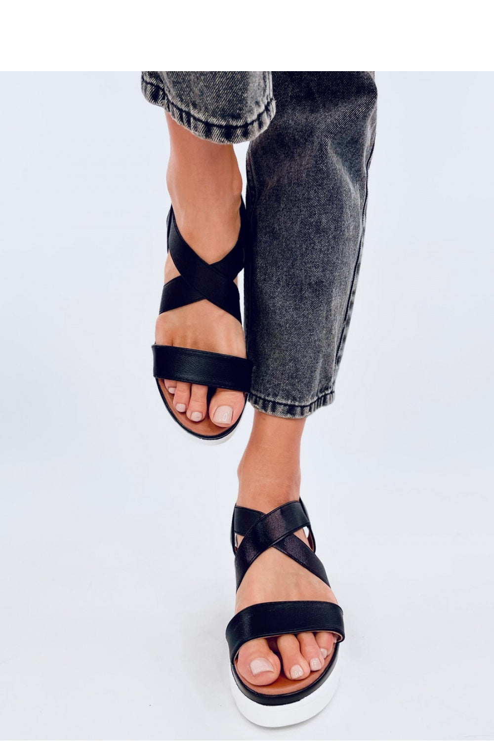 Sandalias tacón modelo 195139 Inello