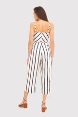 Traje modelo 195439 Ax Paris