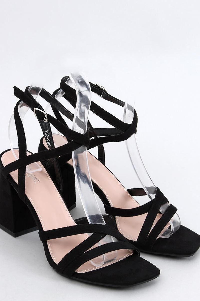 Sandalias tacón modelo 196080 Inello