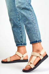 Sandalias modelo 197968 PRIMO