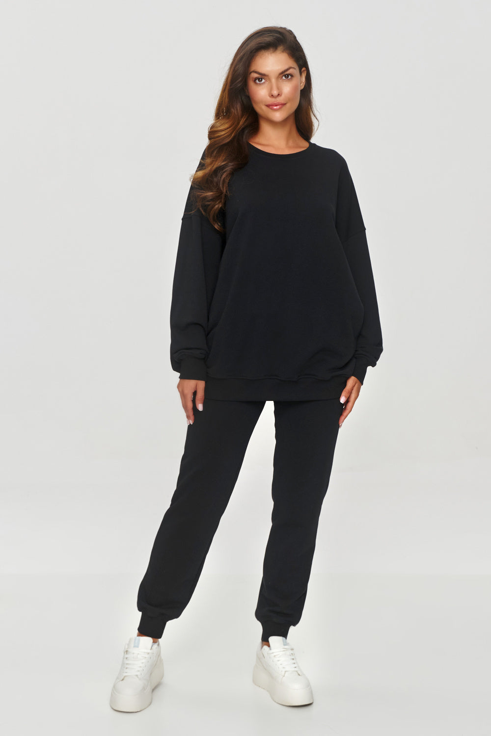 Pantalón chándal modelo 200133 Makadamia