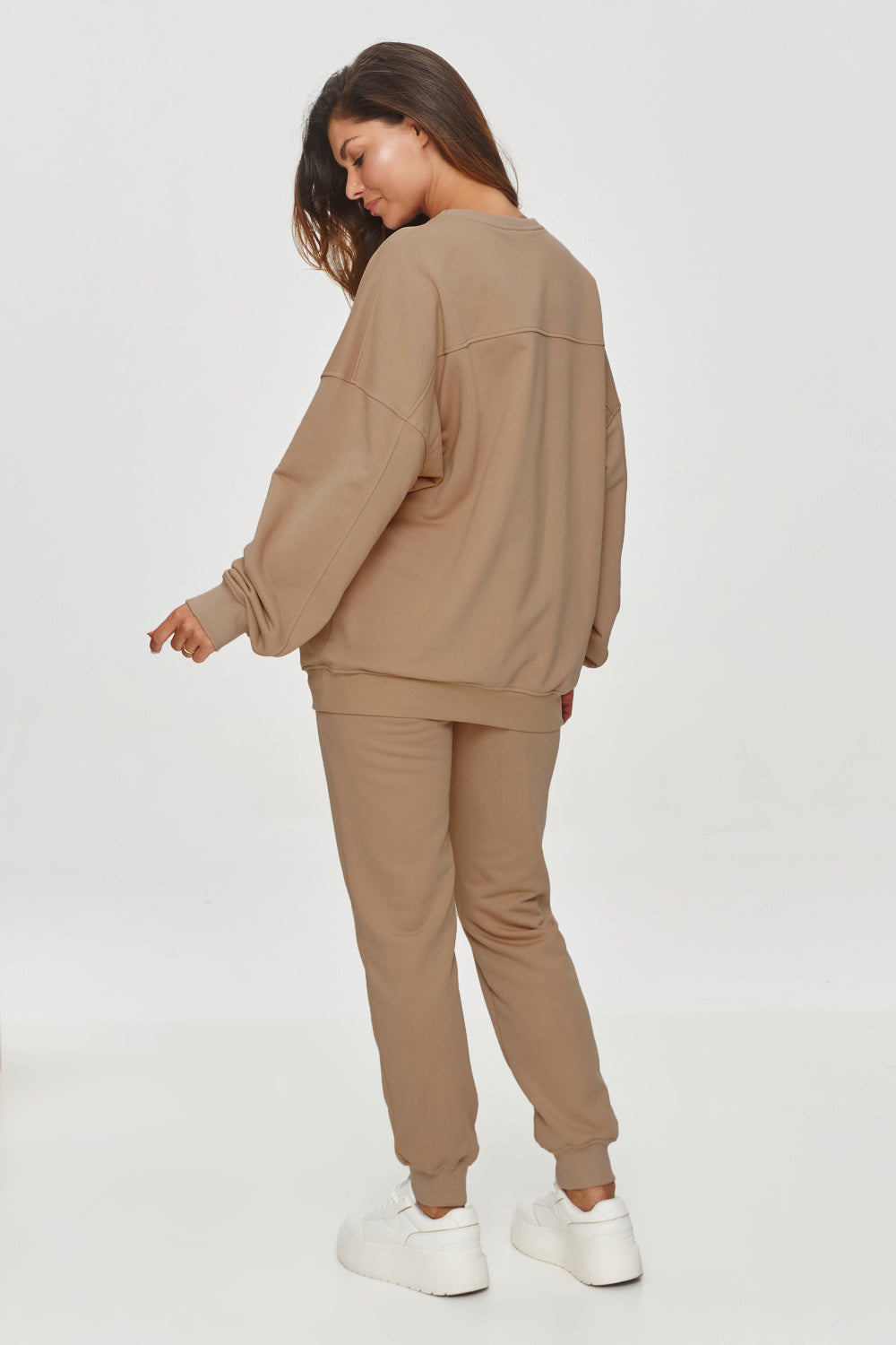 Pantalón de chándal modelo 200134 Makadamia