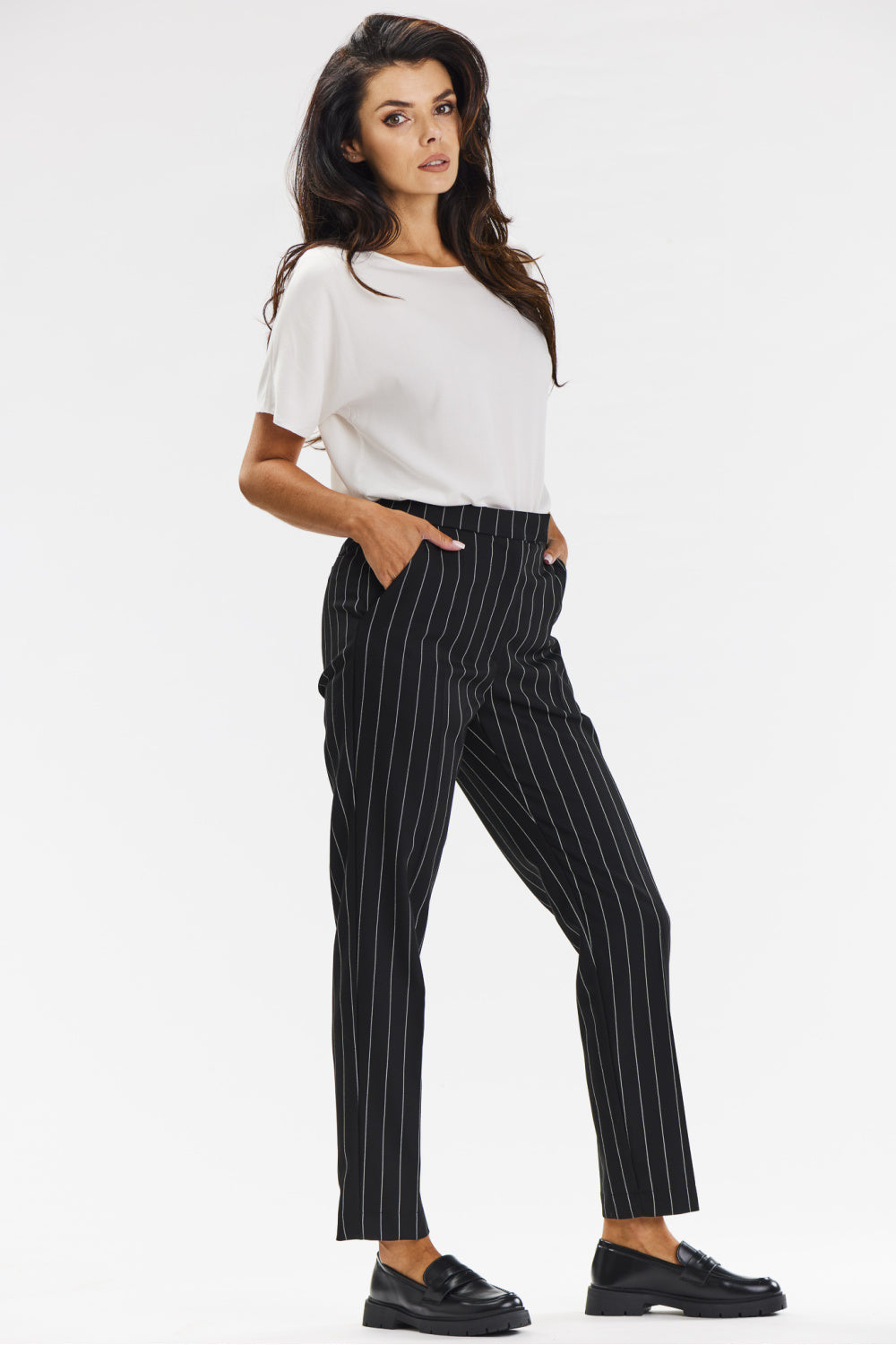 Pantalón modelo 200563 awama