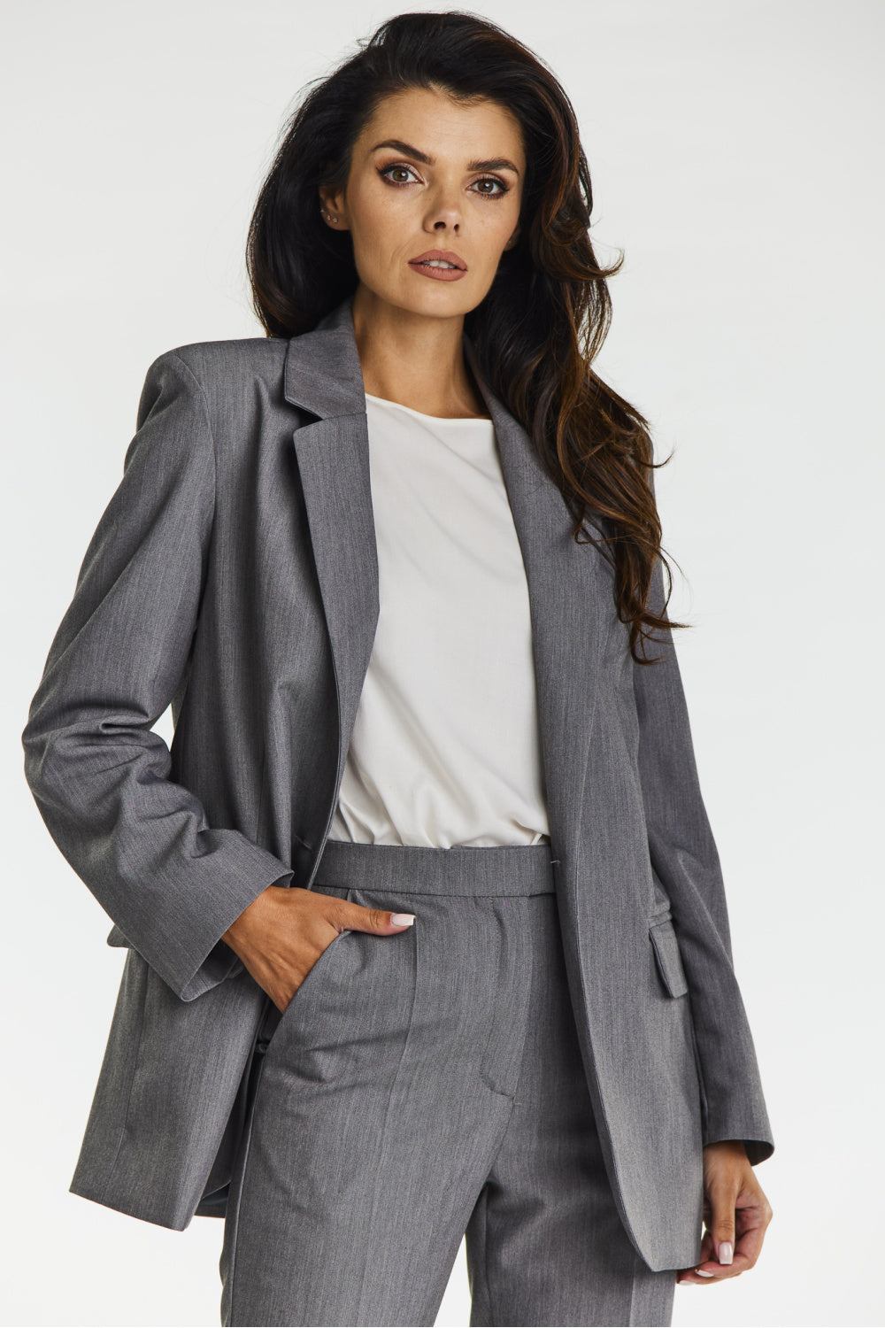 Chaqueta modelo 200566 awama