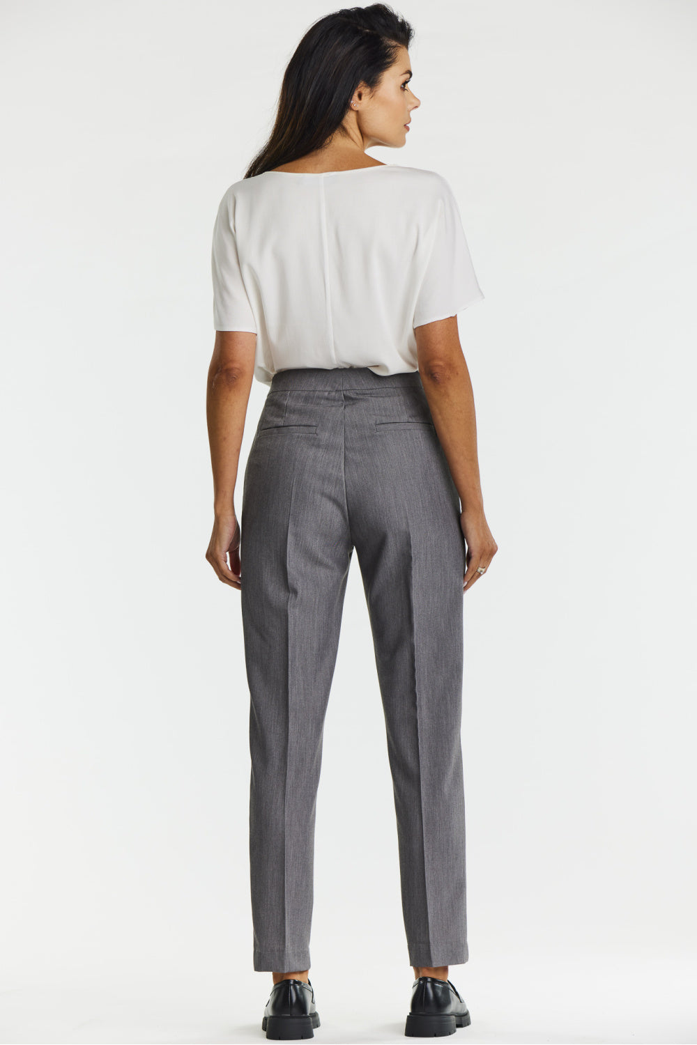 Pantalón modelo 200569 awama